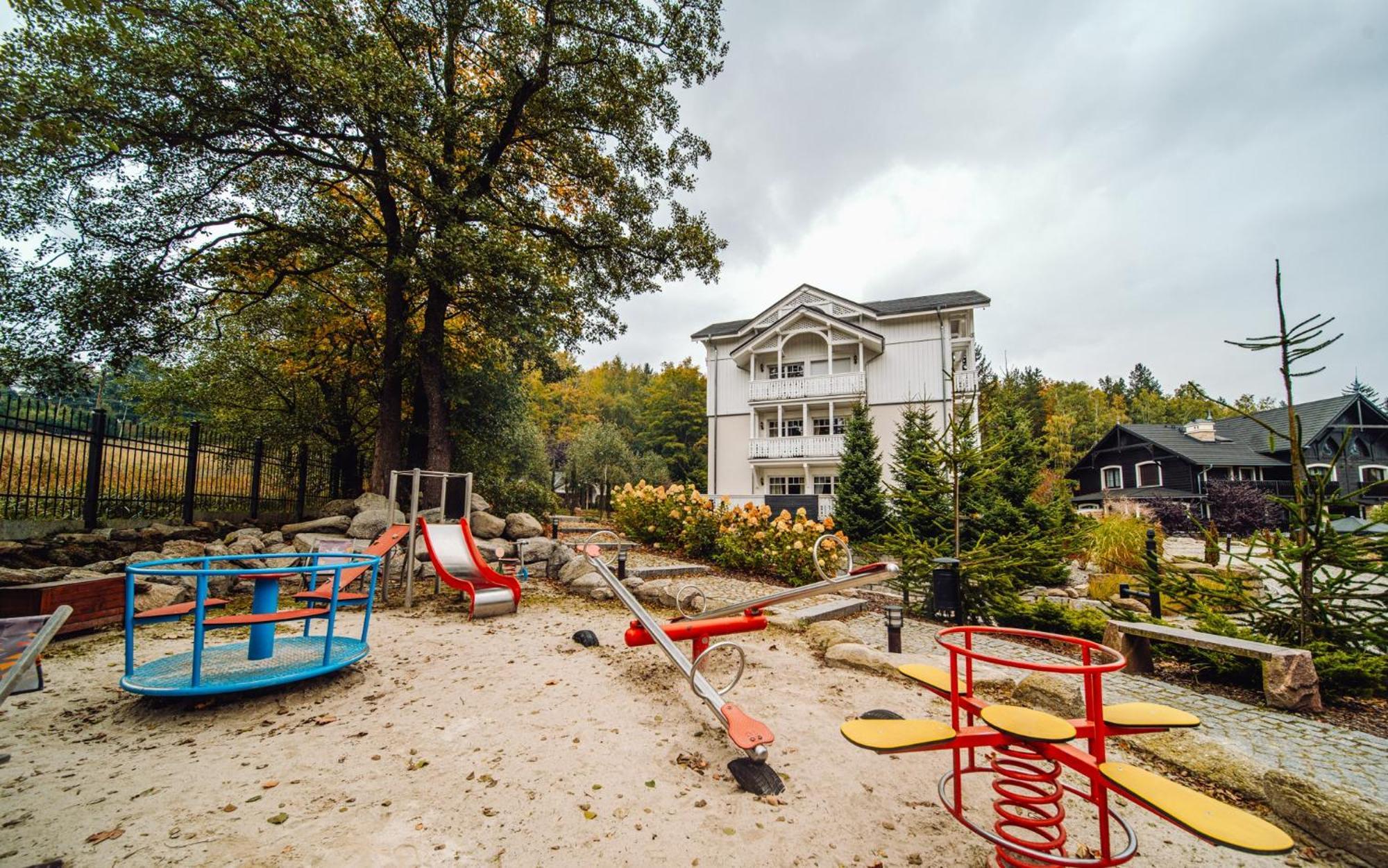 Dolina Wikingow-Apartament Suite Z Tarasem W Ogrodzie, Miejscem W Garazu I Dostepem Do Strefy Wellness 斯克拉斯卡波伦巴 外观 照片